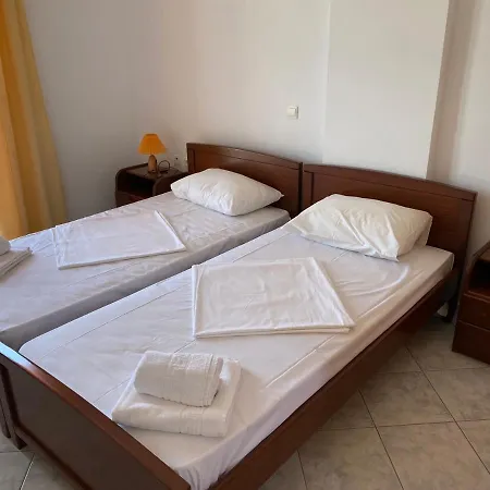 Aparthotel La Luna Artemisio