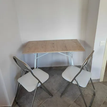 Aparthotel La Luna *